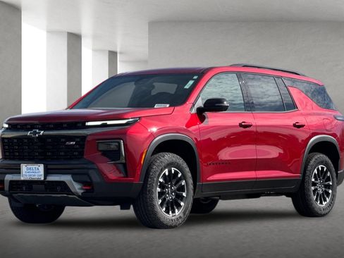 New 2026 Chevrolet Traverse Z71 w/ Enhanced Driving Package image 8