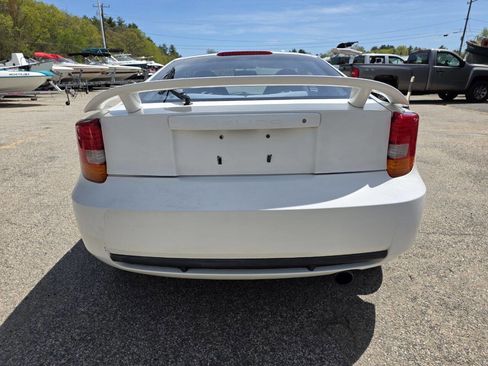 Used 2001 Toyota Celica GT FWD image 10
