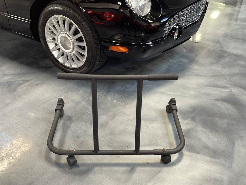 Used 2005 Ford Thunderbird RWD image 66
