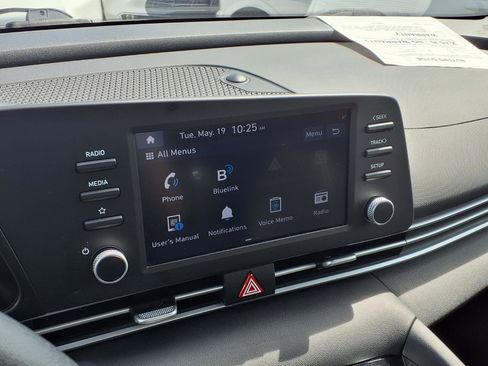 Used 2023 Hyundai Elantra SEL FWD image 5
