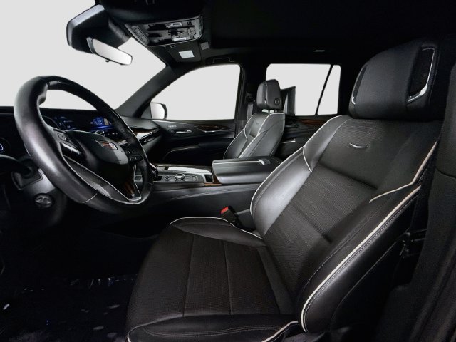 Used 2023 Cadillac Escalade Premium Luxury RWD image 21