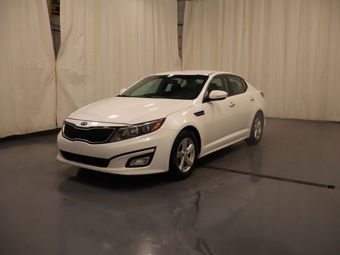 Used 2015 Kia Optima LX image 5