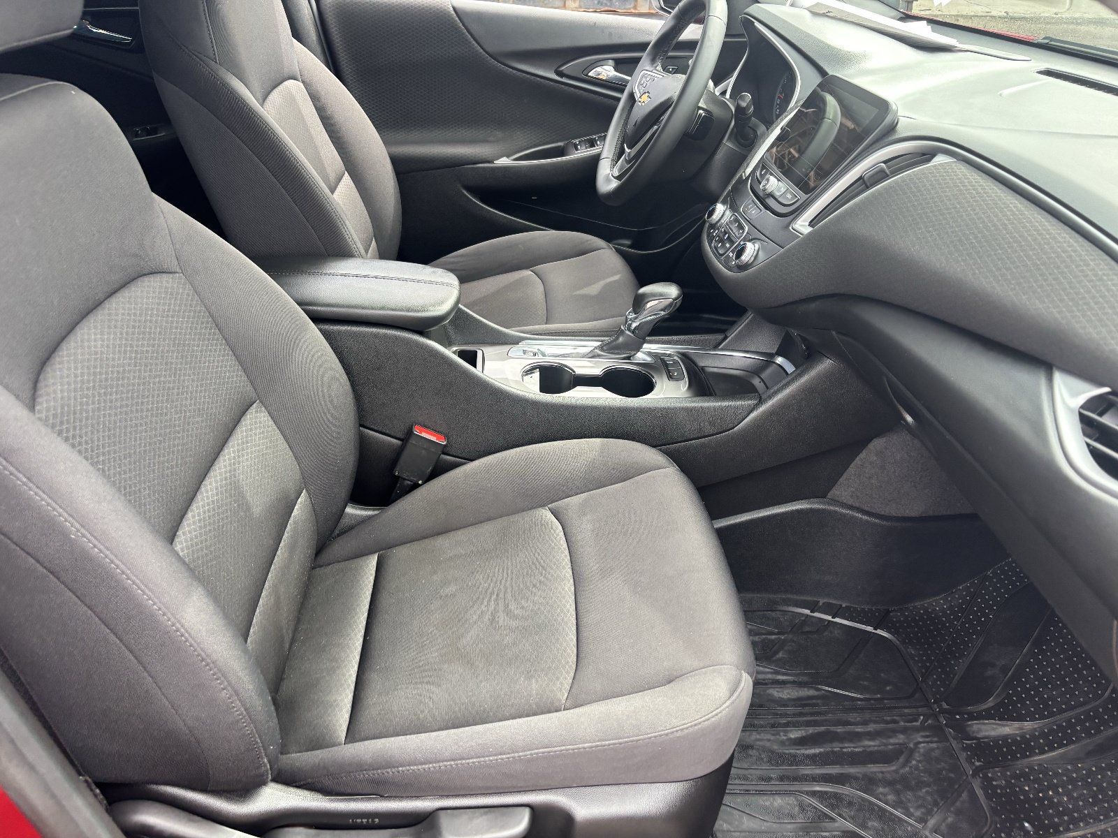 Used 2023 Chevrolet Malibu LT w/ Sport Edition FWD image 12