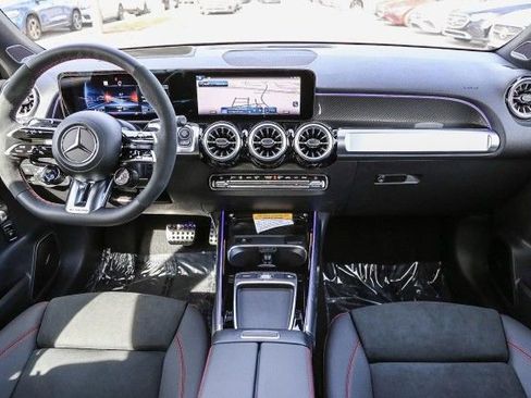 New 2025 Mercedes-Benz GLB 35 AMG 4MATIC image 11
