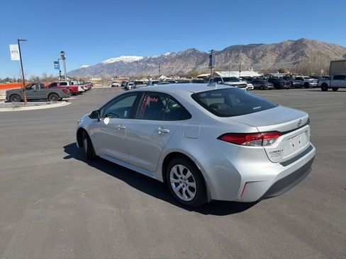 Used 2024 Toyota Corolla LE FWD image 3