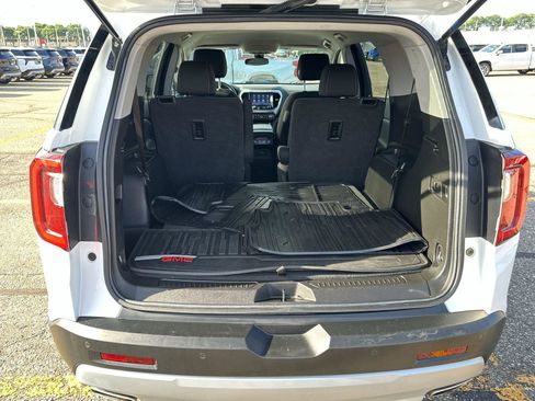 Certified 2022 GMC Acadia SLE image 26
