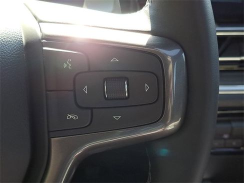 Used 2025 Chevrolet Silverado 1500 High Country w/ Technology Package image 23