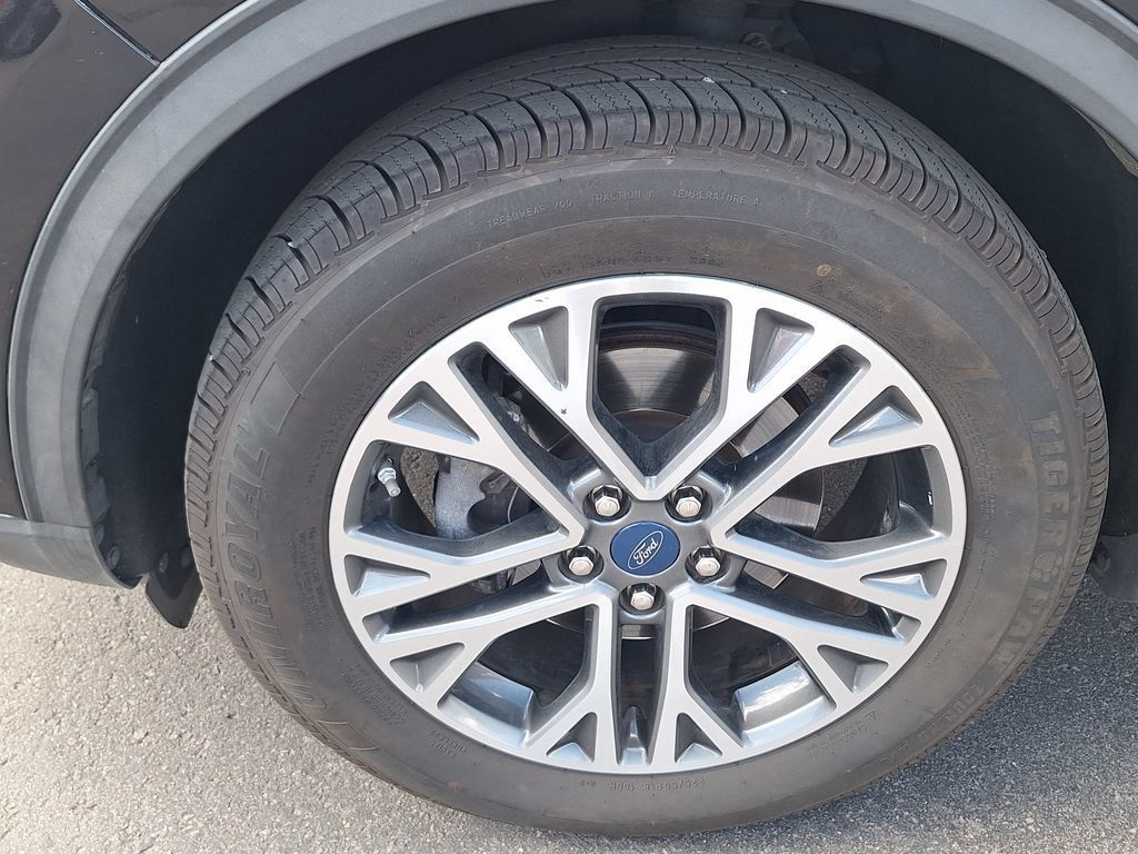Used 2020 Ford Escape SEL AWD/4WD image 27