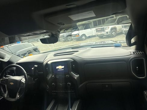 Used 2019 Chevrolet Silverado 1500 LTZ w/ LTZ Plus Package image 9