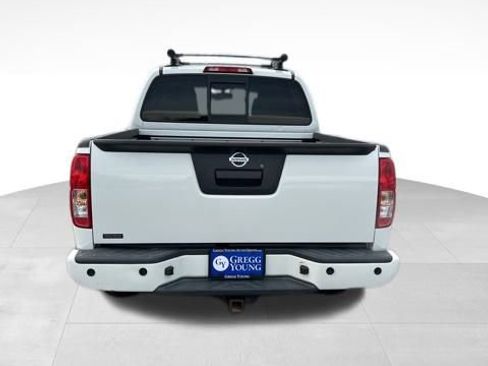 Used 2015 Nissan Frontier PRO-4X w/ Pro-4x Luxury Package image 6