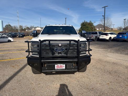 Used 2024 Ford F250 Lariat w/ Lariat Ultimate Package image 2
