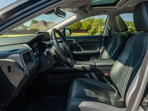 Used 2022 Lexus RX 350L Luxury w/ Accessory Package (Z1) FWD image 12