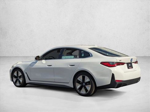 Used 2025 BMW i4 xDrive40i w/ Premium Package AWD/4WD image 9