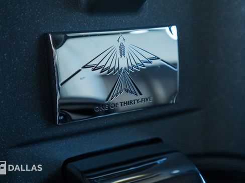 Used 2015 Rolls-Royce Phantom Drophead Coupe RWD image 32