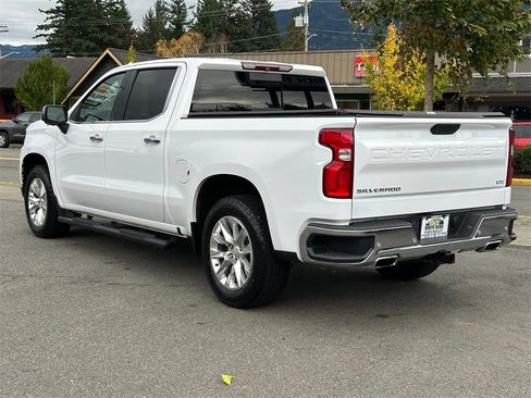 Used 2019 Chevrolet Silverado 1500 LTZ w/ LTZ Premium Package image 8