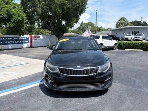 Used 2016 Kia Optima LX w/ Option Group 014 FWD image 9