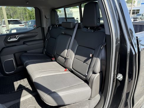 Used 2024 Chevrolet Silverado 1500 LTZ w/ LTZ Convenience Package II AWD/4WD image 32