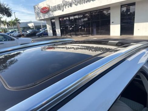 Used 2022 Lincoln Nautilus Black Label image 17