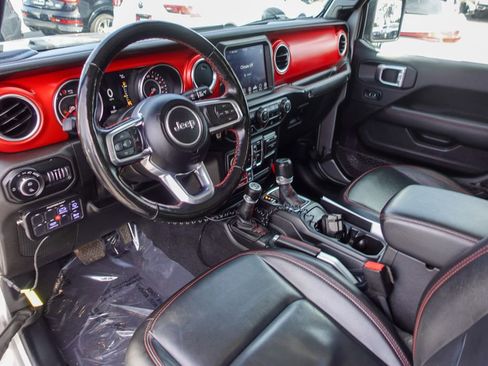 Used 2021 Jeep Gladiator Rubicon image 12