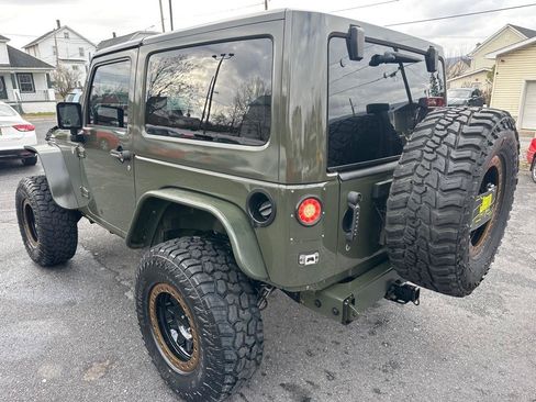 Used 2015 Jeep Wrangler Sport w/ Quick Order Package 24S AWD/4WD image 8
