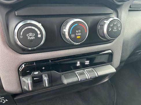 Used 2024 RAM 2500 Big Horn image 22