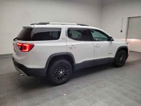 Used 2018 GMC Acadia SLT FWD image 10