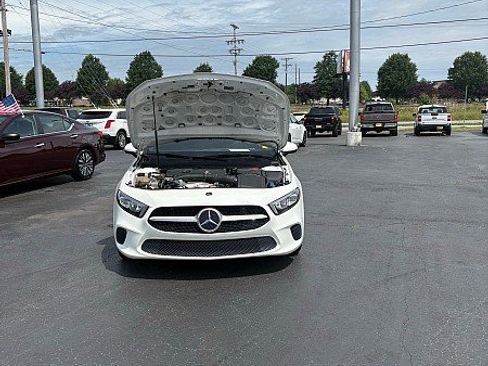 Used 2019 Mercedes-Benz A 220 image 3