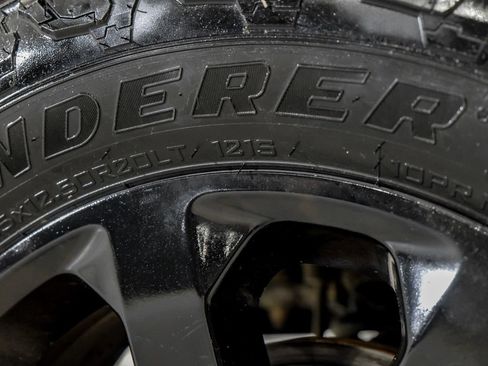 Used 2018 RAM 2500 Tradesman w/ Chrome Appearance Group image 61