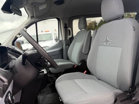 Used 2016 Ford Transit 150 XLT RWD image 21