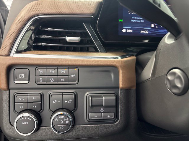 Used 2025 Chevrolet Tahoe High Country w/ Sun And Tow Package AWD/4WD image 42