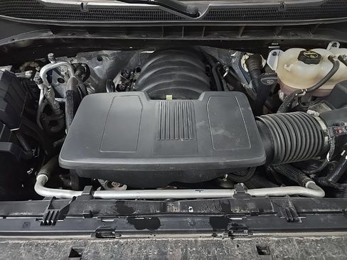 Used 2024 Chevrolet Silverado 1500 Custom Trail Boss w/ LPO, Dark Essentials Package AWD/4WD image 12