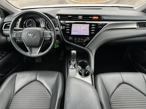 Used 2018 Toyota Camry SE image 21