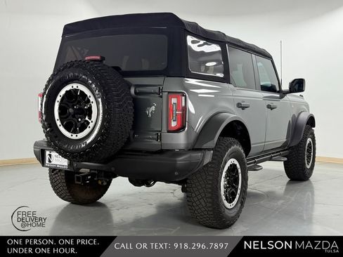 Used 2022 Ford Bronco Badlands w/ Sasquatch Package AWD/4WD image 6