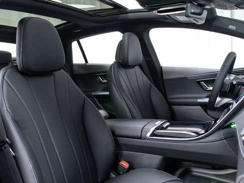 Used 2024 Mercedes-Benz EQE 350+ 4MATIC Sedan image 21