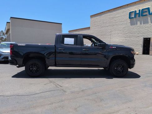 Used 2023 Chevrolet Silverado 1500 Custom Trail Boss AWD/4WD image 9