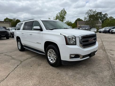 Used 2019 GMC Yukon XL SLT w/ Open Road Package RWD image 7