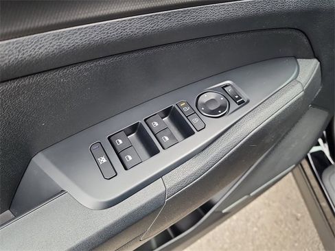 New 2026 Kia Sportage LX w/ LX Convenience Package image 11