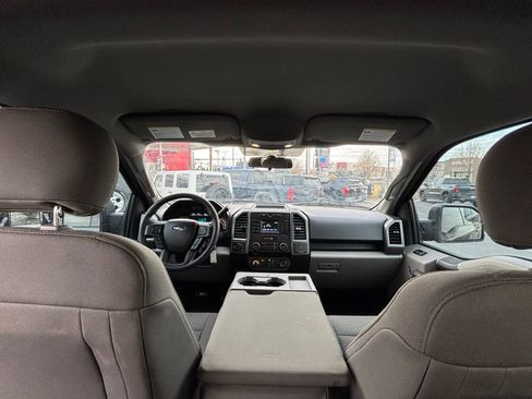 Used 2017 Ford F150 XLT image 16