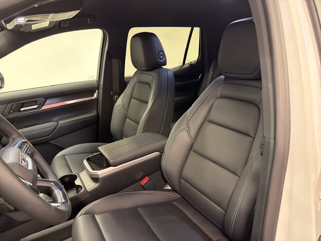 New 2027 GMC Terrain Elevation w/ Elevation Premium Package AWD/4WD image 20