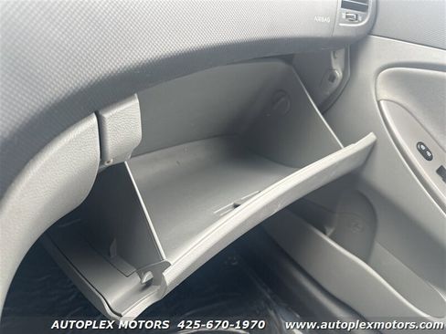 Used 2016 Hyundai Accent SE image 23