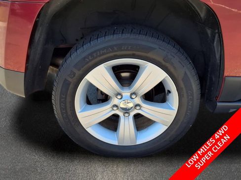 Used 2015 Jeep Patriot Latitude AWD/4WD image 25