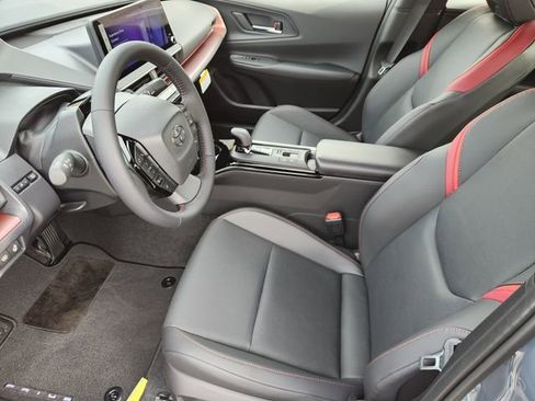 New 2026 Toyota Prius Plug-In Hybrid image 9