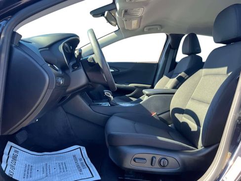 Used 2022 Chevrolet Malibu LT image 12