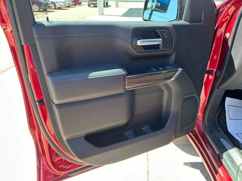 Used 2021 Chevrolet Silverado 1500 RST AWD/4WD image 13