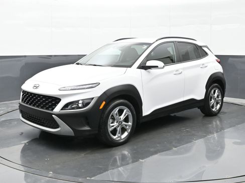 Certified 2023 Hyundai Kona SEL w/ Cargo Package AWD/4WD image 9
