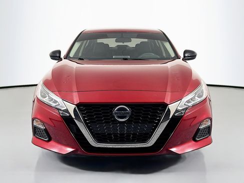 Used 2019 Nissan Altima 2.5 SR image 2