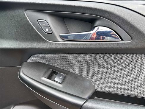 Used 2021 Chevrolet TrailBlazer LT w/ Convenience Package image 18