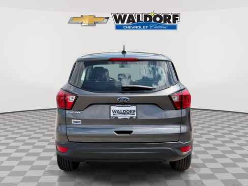 Used 2019 Ford Escape S FWD image 3