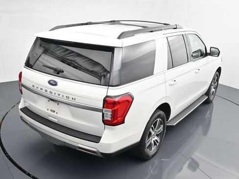 Used 2023 Ford Expedition XLT AWD/4WD image 27
