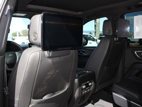 Used 2022 Chevrolet Tahoe Z71 w/ Z71 Off-Road Package image 20